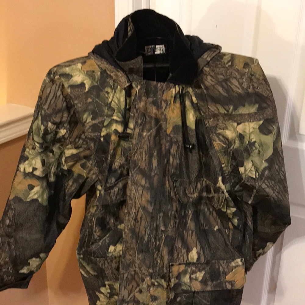 Men’s Bushmaster Camouflage Winter Jacket Size XL